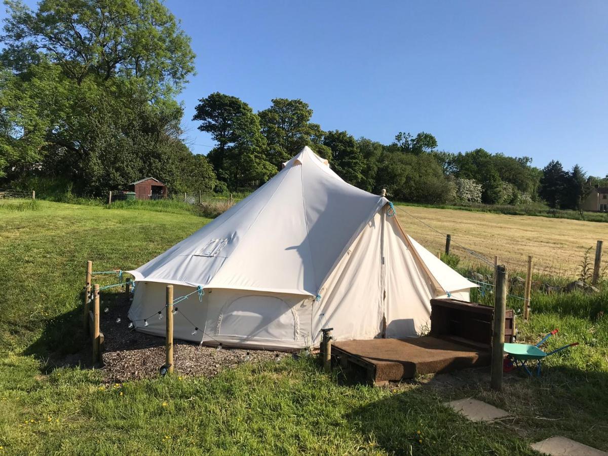 Roaches Retreat Family Glampsite, Rocky Reach Bell Tent With Outdoor Adventures And Campfire Nights Upper Hulme Exterior foto